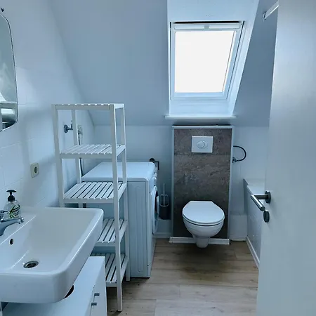 Moebliertes 2 Mit Wifi Apartment *